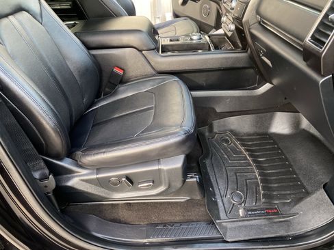 Used 2020 Ford Expedition Max Limited w/ Special Edition Package image 15