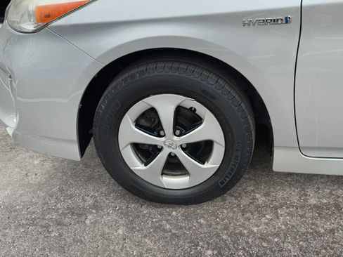 Used 2013 Toyota Prius Three FWD image 13