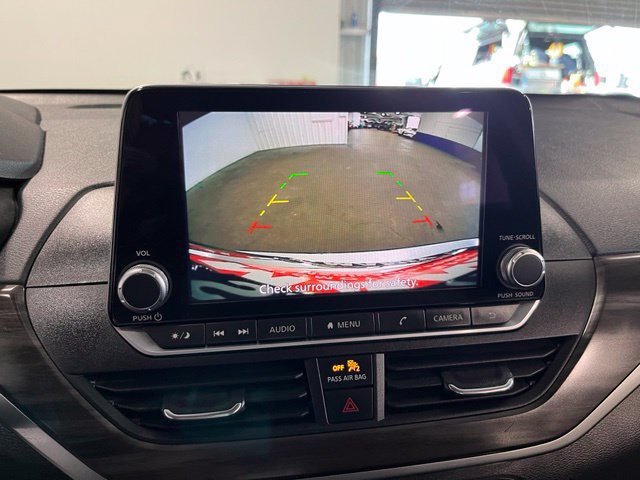 Used 2024 Nissan Altima 2.5 SV FWD image 29