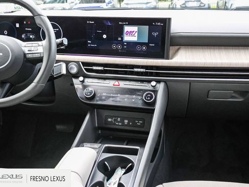 Used 2024 Hyundai Sonata Limited FWD image 16