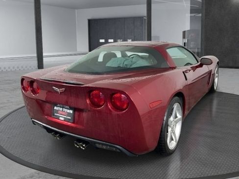 Used 2006 Chevrolet Corvette Coupe w/ Preferred Equipment Group RWD image 3