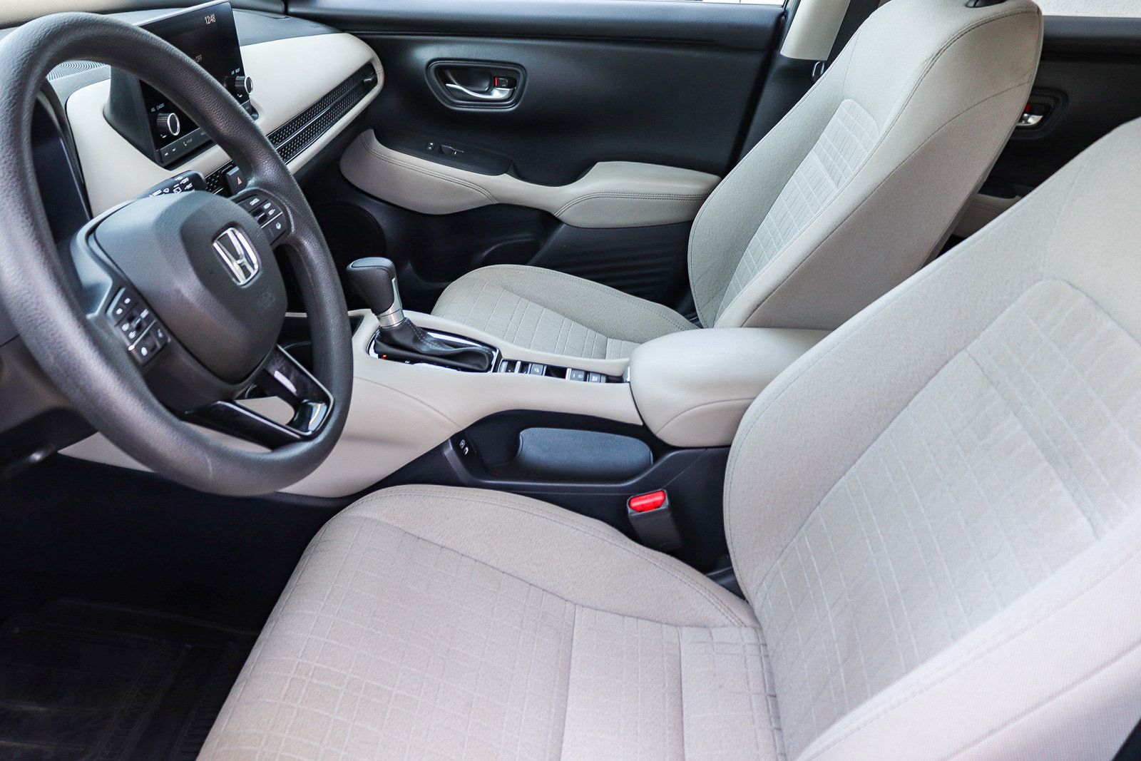 Certified 2024 Honda HR-V LX image 22