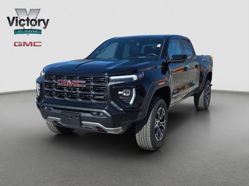 Used 2025 GMC Canyon AT4 w/ Technology Plus Package image 3