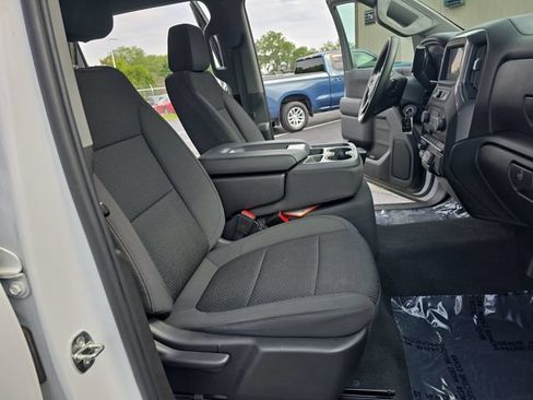 Used 2021 Chevrolet Silverado 1500 Custom Trail Boss w/ Safety Confidence Package AWD/4WD image 12