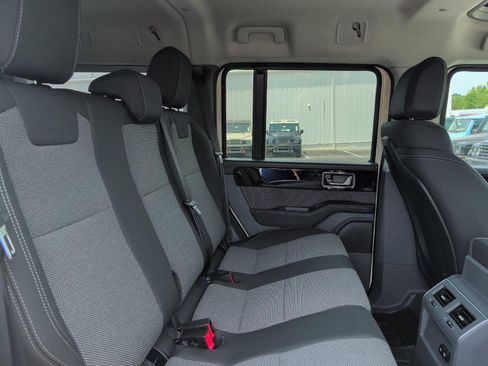 New 2025 INEOS Grenadier AWD/4WD image 39
