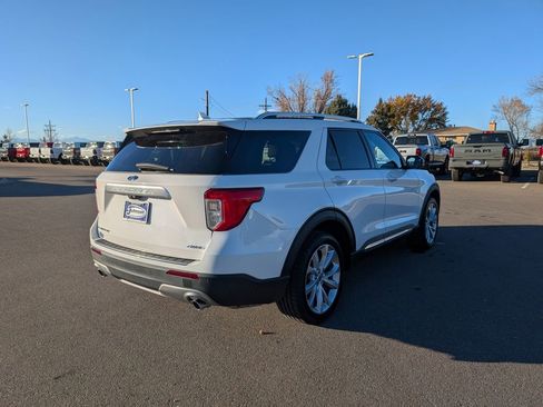 Used 2022 Ford Explorer Platinum w/ Technology Package image 7