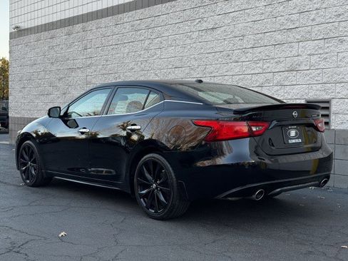 Used 2018 Nissan Maxima SR w/ Midnight Edition image 14