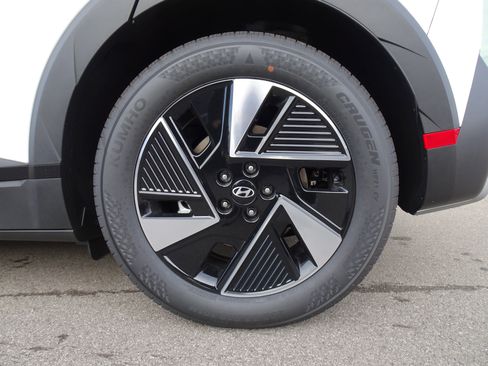 New 2026 Hyundai Ioniq 5 SEL image 8