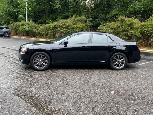 Used 2014 Chrysler 300 S AWD/4WD image 8
