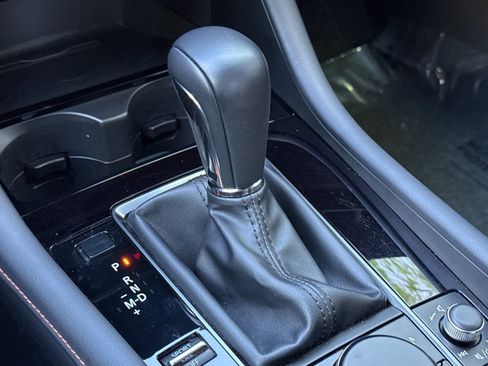 Certified 2025 MAZDA MAZDA3 Carbon image 23