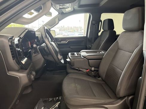 Certified 2024 Chevrolet Silverado 1500 LT AWD/4WD image 19