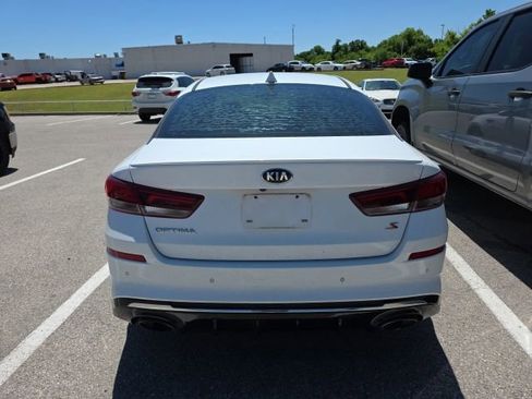 Used 2019 Kia Optima S FWD image 4