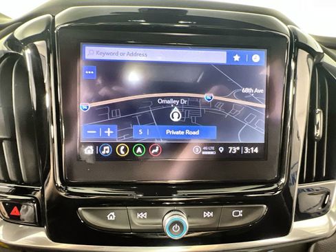 Certified 2023 Chevrolet Traverse LT w/ LT Premium Package AWD/4WD image 15