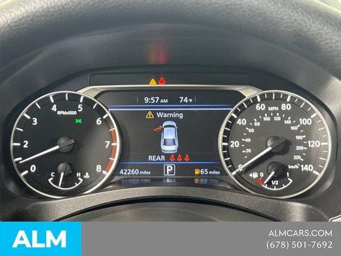 Used 2025 Nissan Altima 2.5 SV FWD image 30
