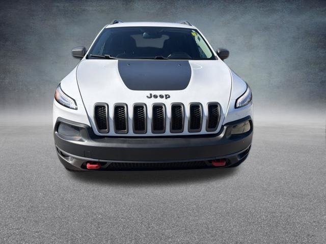 Used 2016 Jeep Cherokee Trailhawk AWD/4WD image 3