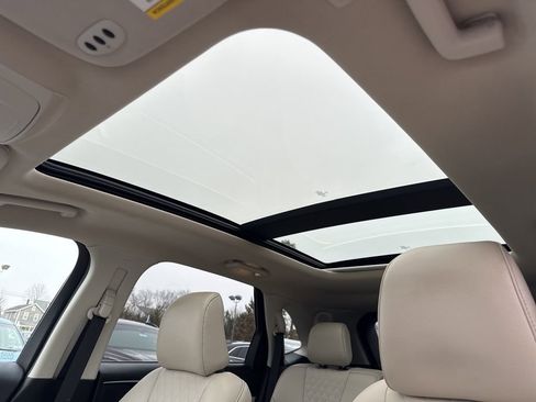 Certified 2023 Ford Edge Titanium image 16