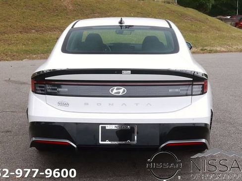 Used 2025 Hyundai Sonata SEL FWD image 5