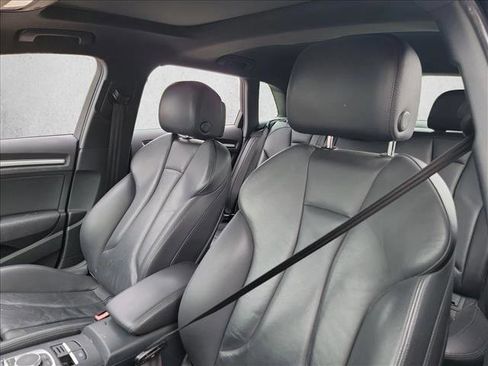 Used 2018 Audi A3 e-tron Premium w/ Sport Package image 10