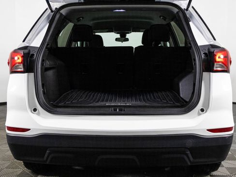 Certified 2024 Chevrolet Equinox LS w/ LS Convenience Package image 37