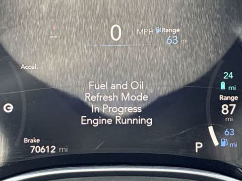 Used 2023 Chrysler Pacifica Touring-L FWD image 34