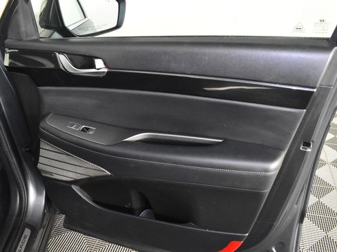 Used 2022 Hyundai Palisade Limited image 42