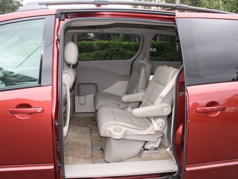 Used 2004 Nissan Quest SE w/ (SEA) Seat Pkg FWD image 16