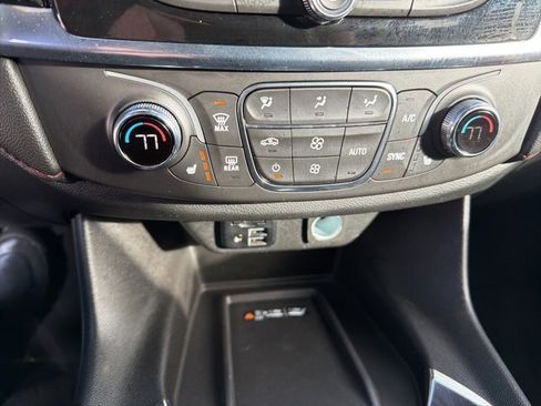 Certified 2023 Chevrolet Traverse RS image 17