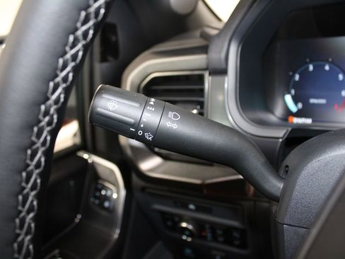 New 2025 Ford F150 Lariat w/ Equipment Group 501A Mid image 39