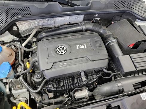 Used 2016 Volkswagen Beetle 1.8T Denim image 32