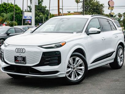 Used 2025 Audi Q6 e-tron Premium w/ Convenience Package