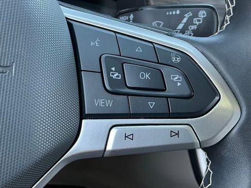 Used 2024 Volkswagen Atlas SEL image 34