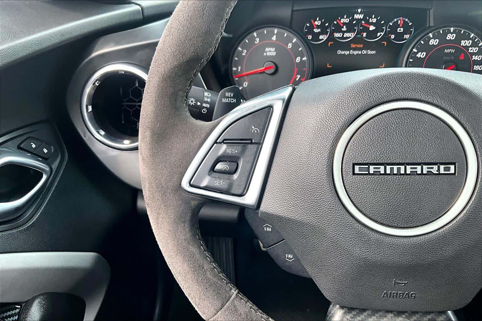 Used 2018 Chevrolet Camaro SS RWD image 24
