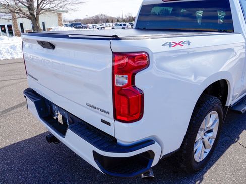 Used 2019 Chevrolet Silverado 1500 Custom w/ Custom Value Package image 28