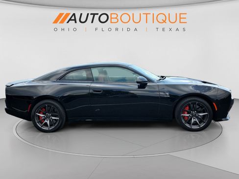 Used 2024 Dodge Charger Daytona Scat Pack w/ Plus Group AWD/4WD image 6