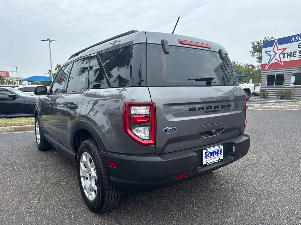 Used 2022 Ford Bronco Sport AWD/4WD image 3