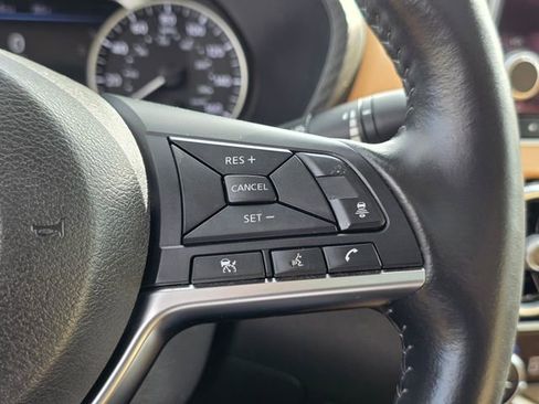 Used 2024 Nissan Sentra SV w/ SV Premium Package image 24