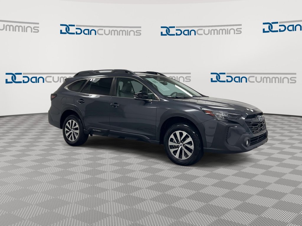 Used 2023 Subaru Outback Premium AWD/4WD image 2