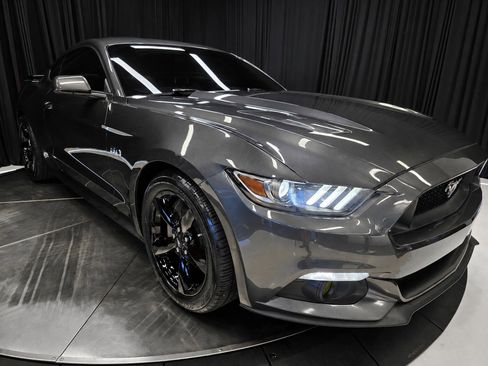 Used 2016 Ford Mustang GT RWD image 17