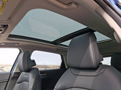 New 2026 Kia Sportage EX w/ EX Panorama Roof Package image 10