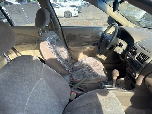 Used 2002 Nissan Sentra GXE image 17