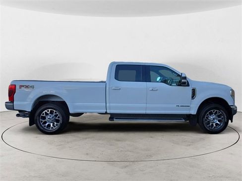 Certified 2022 Ford F350 Lariat w/ Lariat Ultimate Package image 6