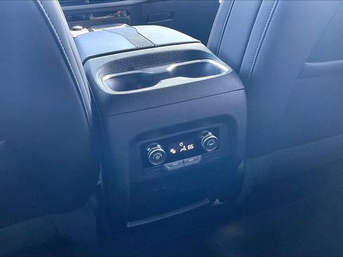 Used 2026 Buick Enclave Preferred image 34