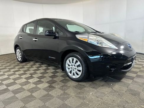 Used 2013 Nissan Leaf S image 2
