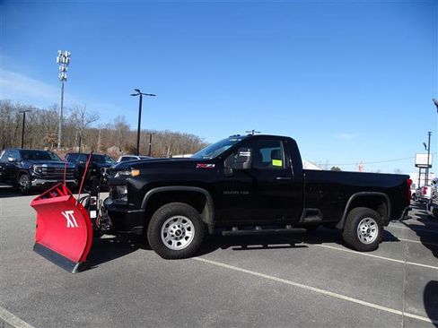 Used 2020 Chevrolet Silverado 3500 W/T w/ WT Convenience Package image 2