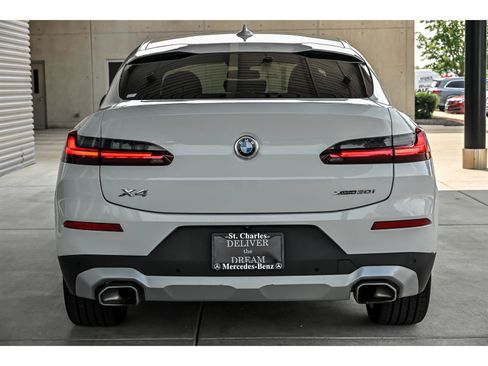 Used 2023 BMW X4 xDrive30i w/ Convenience Package AWD/4WD image 7