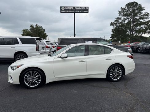 Used 2023 INFINITI Q50 Luxe w/ Cargo Package RWD image 1
