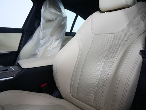 Used 2026 BMW 330i 330i w/ Premium Package image 10