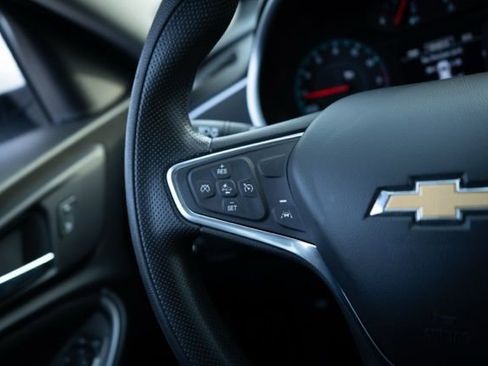 Used 2023 Chevrolet Malibu LT FWD image 15