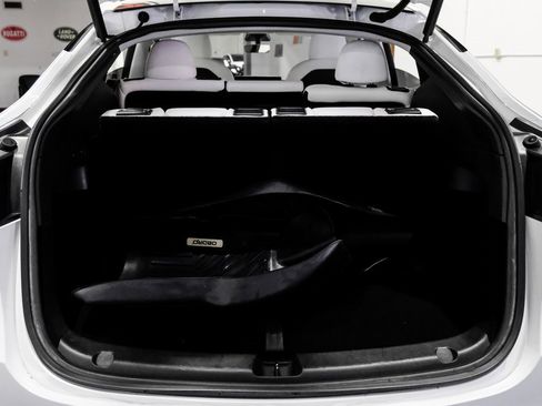 Used 2022 Tesla Model Y Long Range image 48