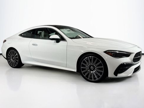 New 2026 Mercedes-Benz CLE 300 4MATIC Coupe image 3